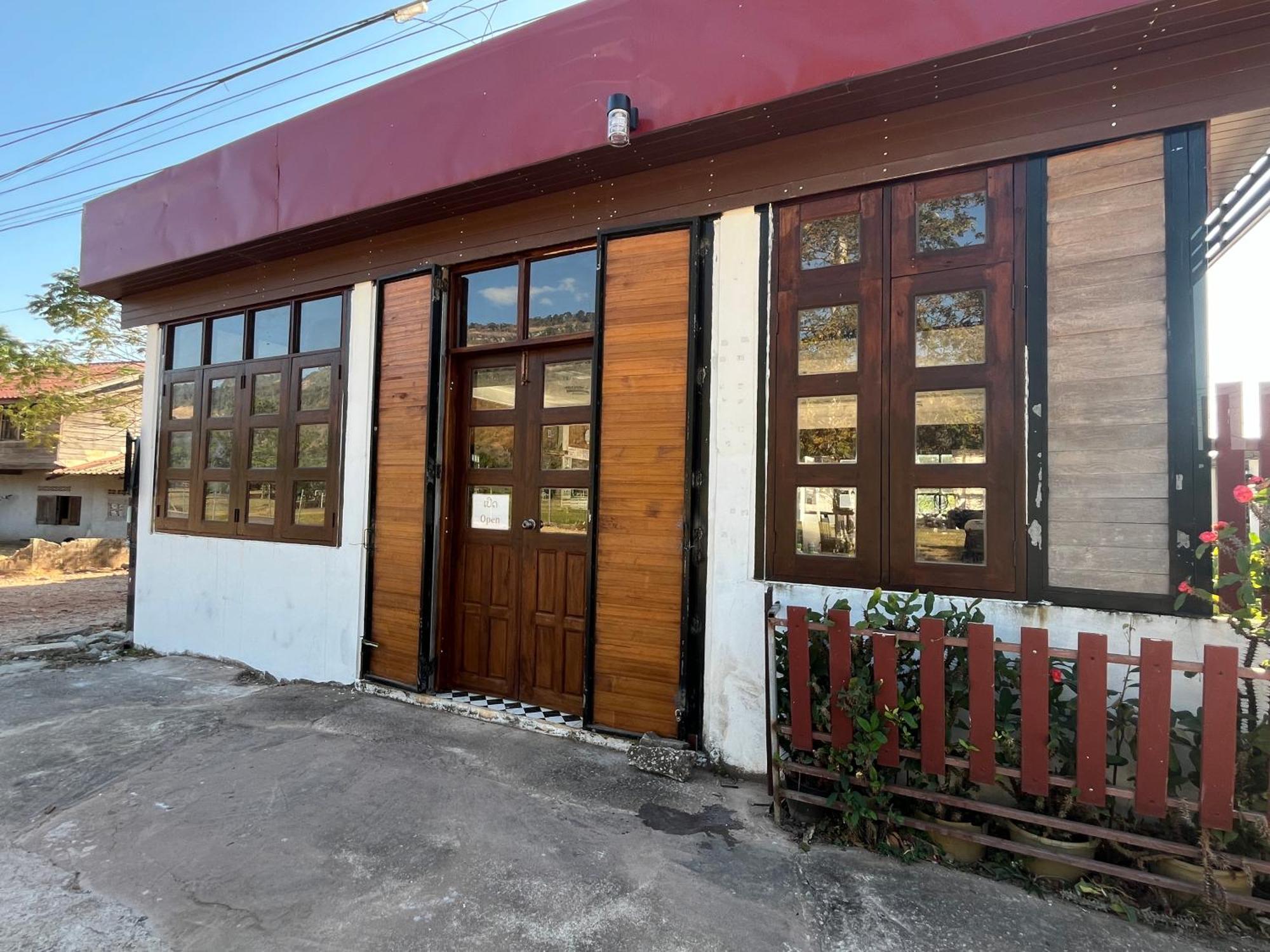 Sanhak Guesthouse 1 Ban Nahin-Nai Bagian luar foto