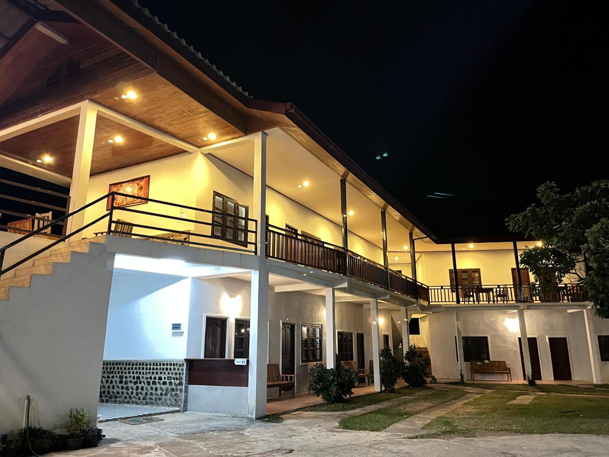 Sanhak Guesthouse 1 Ban Nahin-Nai Bagian luar foto